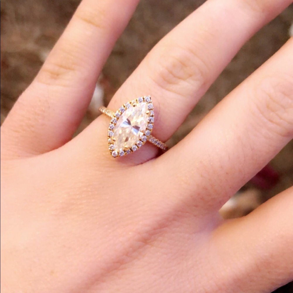 14k  12x6mm 1.6ct Fiery White Marquise Moissanite